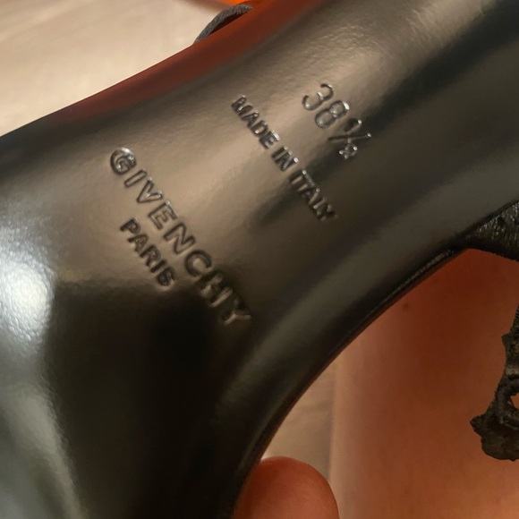 Givenchy G Woven Sandals - Picture 9 of 12